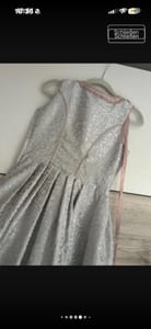 Damen Dirndl mit rosa Spitzenschürze – Trachtenkleid – Größe XS – Hellgrau – Bild 6 von 8