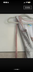 Damen Dirndl mit rosa Spitzenschürze – Trachtenkleid – Größe XS – Hellgrau – Bild 7 von 8