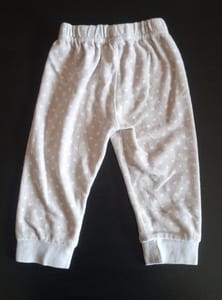 Süßer Baby-Schlafanzug / Zweiteiler Gr.80 – Beige – Bild 6 von 6