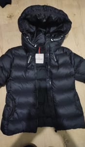Moncler Kinder Daunen Jacke – Größe 146 – Schwarz