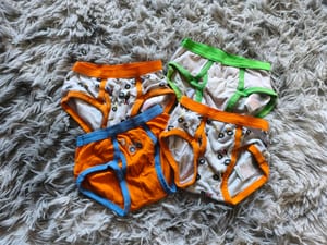 Kinder-Unterhosen 4er-Pack mit Automotiven – Jungen – Größe 104 – Orange