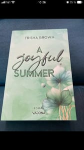 A Joyful Summer – Trisha Brown – Roman, Buch