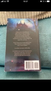 One Bloody Kiss – A Vampire Tale (Karola Löwenstein), Buch – Bild 4 von 4