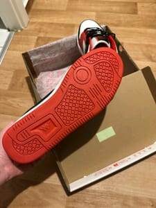 Herren Sneaker Schwarz Weiß Rot – Low-Top – Größe 42 – Bild 2 von 4
