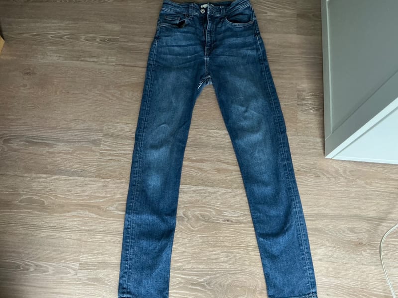 Damen Röhrenjeans H&M – Größe 36 – Blau