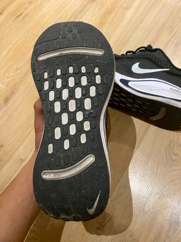 Nike Journey Herren Gröse 43 Schwarz/Weiß – Bild 3 von 4