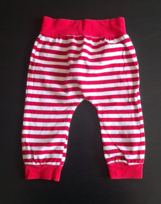 Bequeme Baby-Pumphose / Schlupfhose Gr. 74/80 – Rot/Weiß – Bild 2 von 2