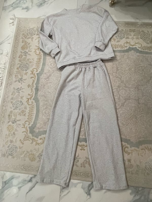 Damen Selanik-Strickset mit Rundhalsausschnitt, Oberteil und Hose Gr.M – Grau – Bild 3 von 9