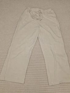 Damen 3 Hosen im Paket 38/40 – Größe L – Grün/Beige/Schwarz – Bild 5 von 9