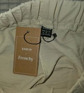 Damen 3 Hosen im Paket 38/40 – Größe L – Grün/Beige/Schwarz – Bild 6 von 9