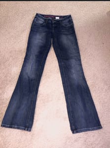 Damen Jeans – Schlaghose, dunkelblau, Waschung – Größe 32