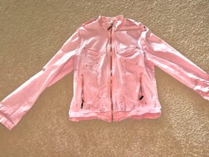 Damen Rosa Jacke mit Reißverschluss und Nieten – Größe S/M