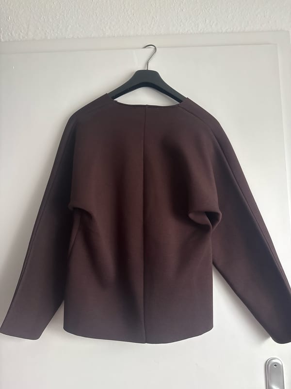 Damen Strickjacke mit V-Ausschnitt in Braun – Größe L – Bild 3 von 4