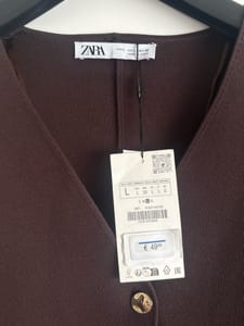 Damen Strickjacke mit V-Ausschnitt in Braun – Größe L – Bild 2 von 4