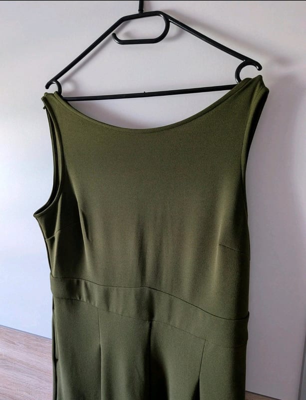 Damen Olivgrüner ärmelloser Jumpsuit mit weitem Bein – Größe 44 – Bild 8 von 10