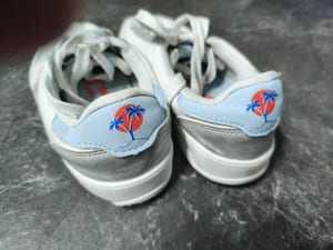 Weiße Sneaker mit Stitch-Motiv – Kinderschuhe – Größe 32 – Bild 3 von 6