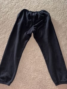 Ellesse Herren Jogginghose in Schwarz mit Logo-Stickerei – Größe 36 – Bild 4 von 4