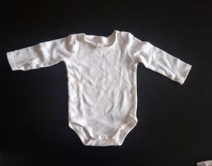 4er Set Baby Langarmbodys Gr.62/68 – Weiß – Bild 8 von 9