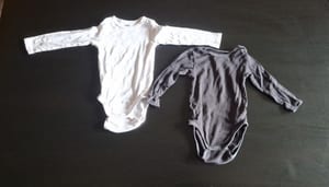 Baby 2er Set Langarmbodys Gr.80 – Weiß/Schwarz
