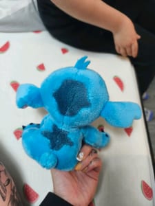 Stitch Kuscheltier – Plüschfigur Lilo & Stitch – Bild 3 von 3