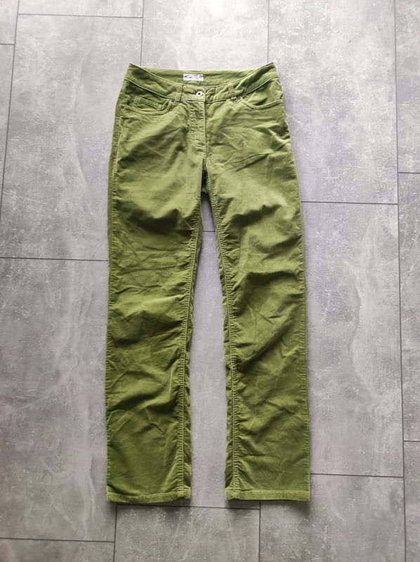 Damen Samthose von Waschbär in Kiwi grün – Bild 2 von 8