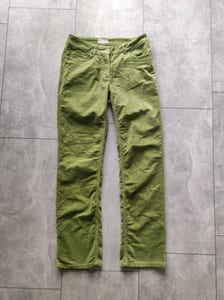 Damen Samthose von Waschbär in Kiwi grün – Bild 2 von 8