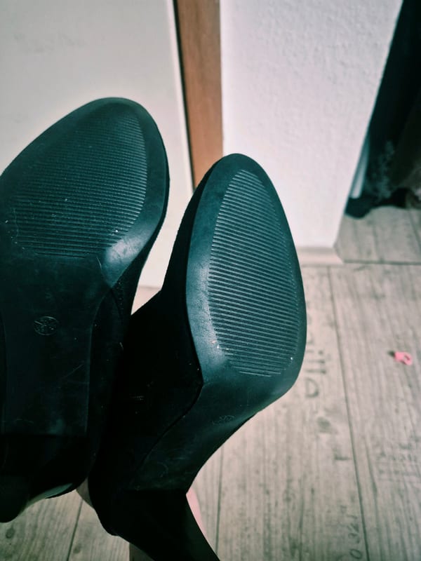 Damen Schwarze Ankle Boots mit Absatz Größe 41 Neu – Bild 5 von 5