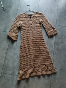 Damen Gehäkeltes Kleid in Braun – Midi, 3/4-Arm – Größe S – Bild 2 von 4