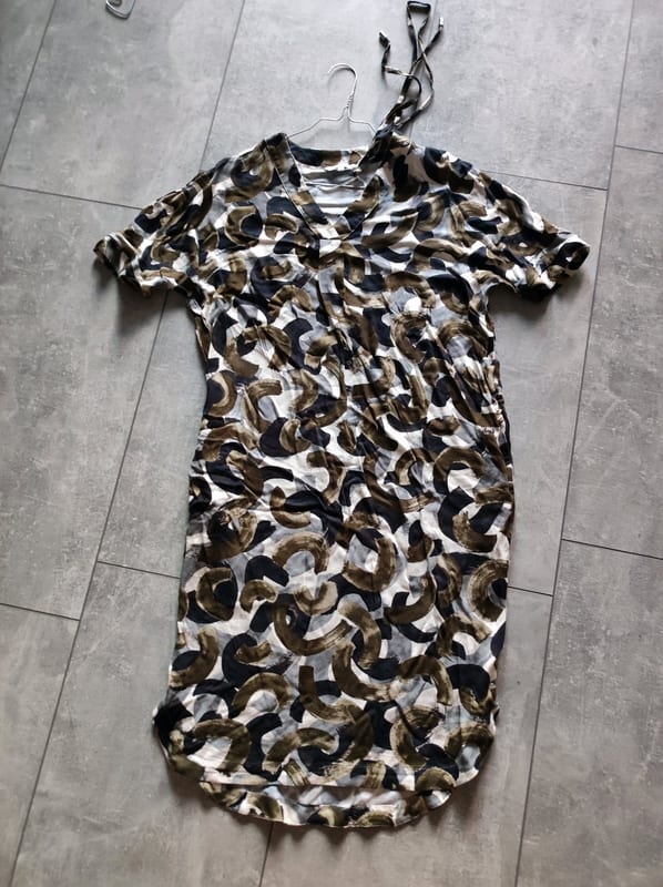 Sandwich Damen Kleid mit Taschen – Größe 34 – Schwarz/Grün/Beige – Bild 3 von 5
