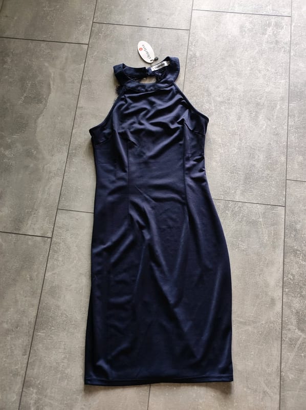 Damen Figurbetontes Kleid mit Spitzenbesatz – Neuwertig – Größe XS – Blau
