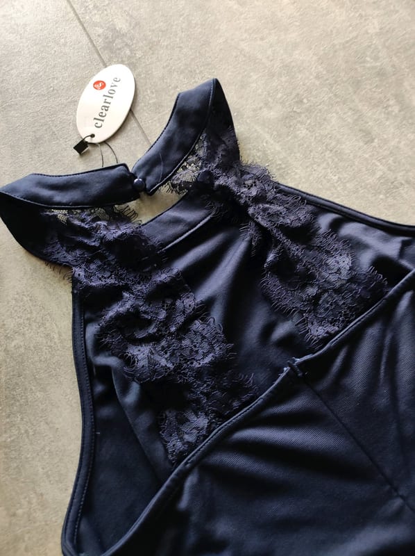 Damen Figurbetontes Kleid mit Spitzenbesatz – Neuwertig – Größe XS – Blau – Bild 3 von 5