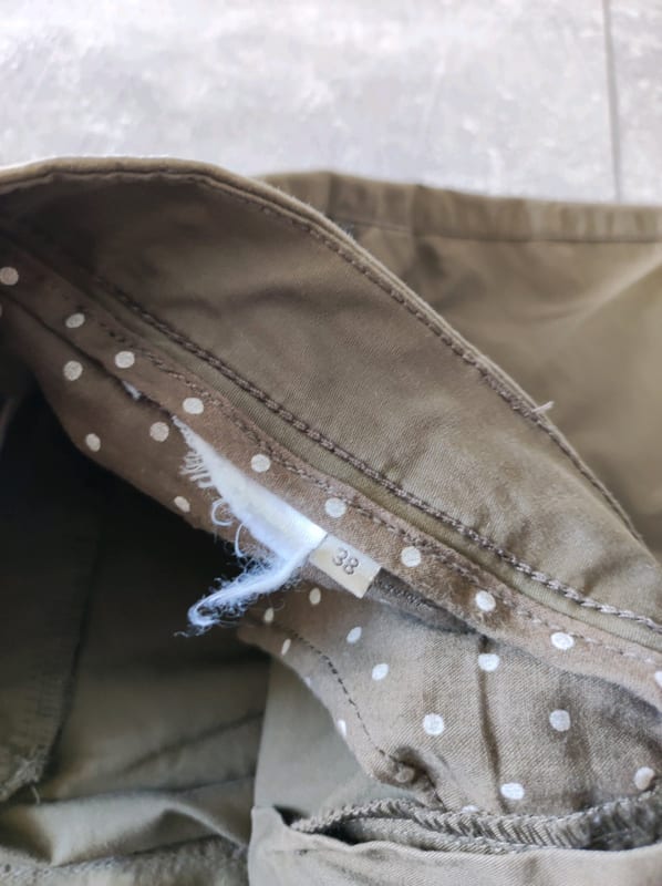 Damen Khakifarbene Chino-Hose, schmal geschnitten – Größe 38 – Grün – Bild 4 von 5