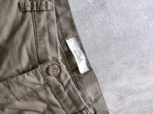 Damen Khakifarbene Chino-Hose, schmal geschnitten – Größe 38 – Grün – Bild 3 von 5