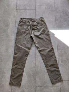 Damen Khakifarbene Chino-Hose, schmal geschnitten – Größe 38 – Grün – Bild 5 von 5