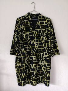 Ophilia Damen Letter Print Kleid Gr. 3 (42-44) – Schwarz