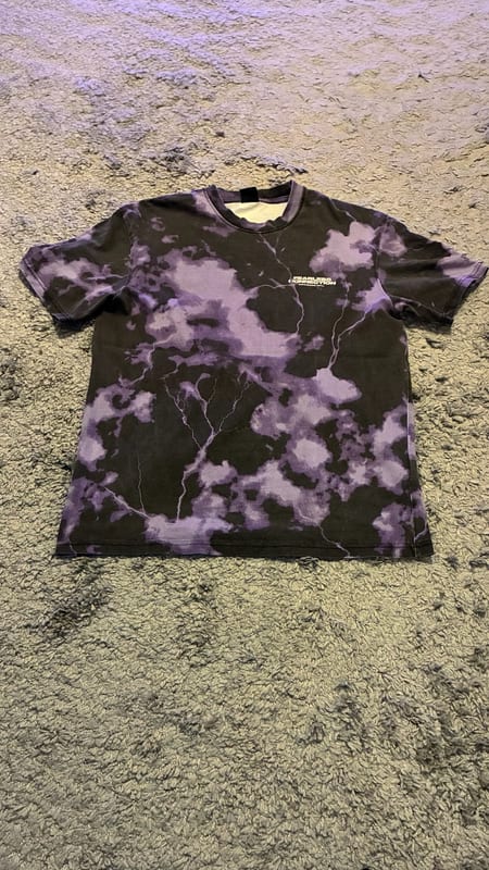 Herren Oversize T-Shirt Batik-Look Schwarz-Lila mit Aufdruck – Größe S