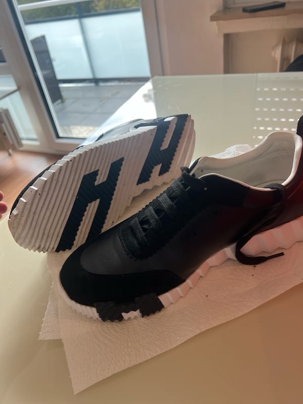 Hermes Herren Schuhe – Größe 42 – Schwarz – Bild 2 von 6