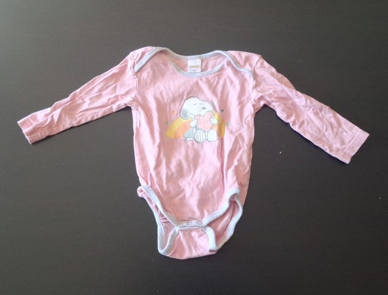 Baby 2er Set Langarmbodys mit Snoopy Gr.86 – Grau/Rosa – Bild 4 von 5
