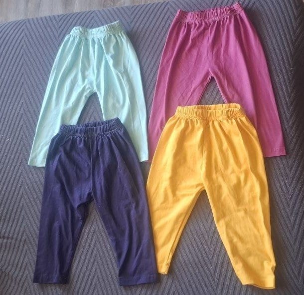 4er Set Kinderhosen Gr. 6 bis 9 Monate (68 bis 74) – Bunt