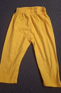 4er Set Kinderhosen Gr. 6 bis 9 Monate (68 bis 74) – Bunt – Bild 3 von 5
