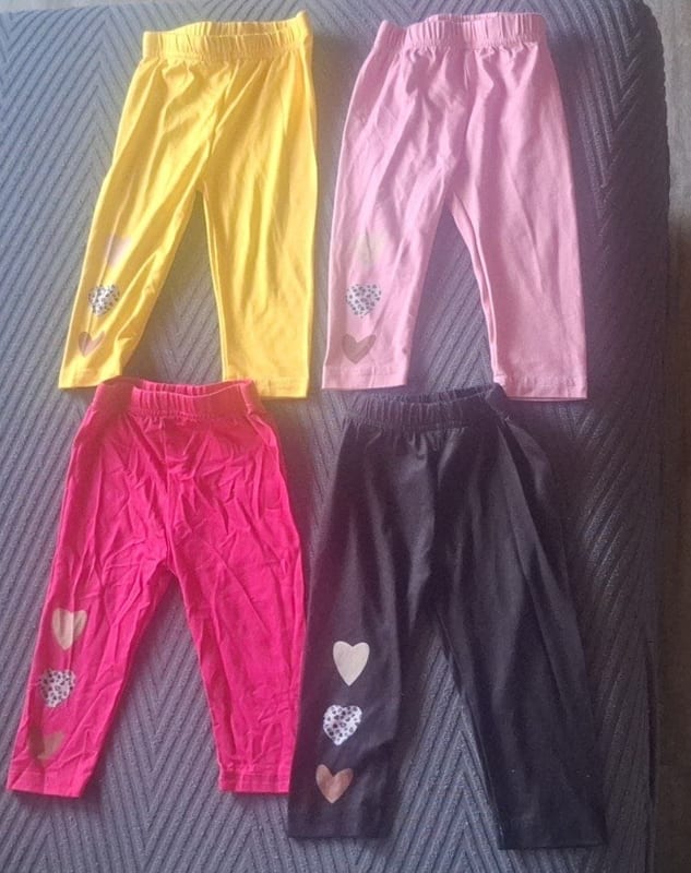 4er Set Kinderhosen Gr. 6 bis 9 Monate (68 bis 74) – Bunt