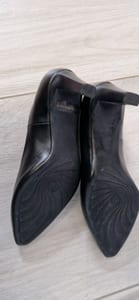 Peter Kaiser Damen Pumps schwarz gr.35 – Bild 3 von 4
