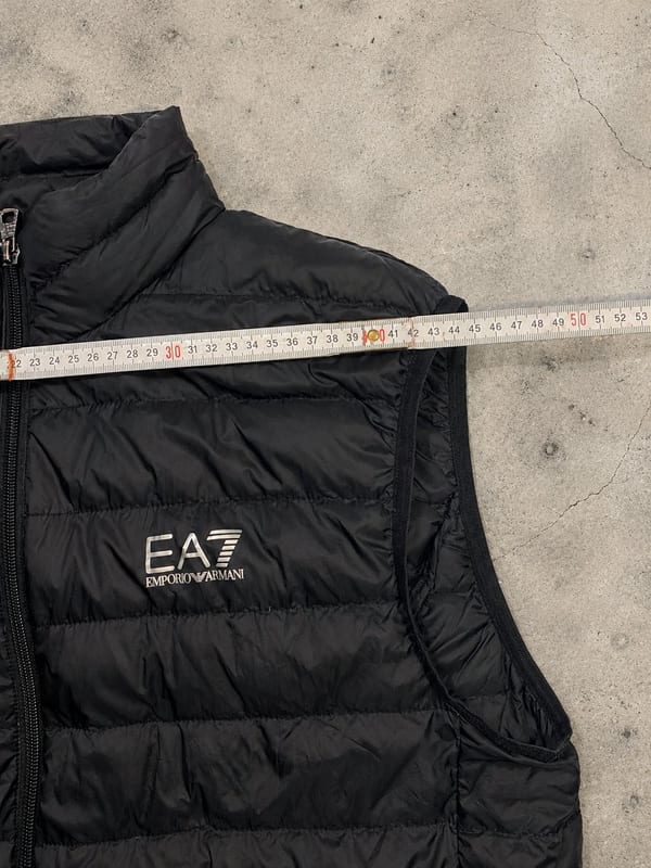 Herren Originale EA7 Armani Pufferweste Gr. M – Schwarz – Bild 4 von 8