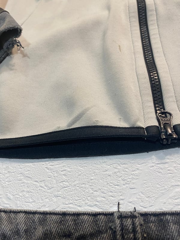 Herren Nike Kapuzenjacke Grau Weiß Streetwear Gr M – Weiß/Grau/Schwarz – Bild 4 von 6