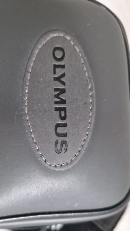 Olympus iS-1000 Kompaktkamera mit Tasche und Anleitung – Bild 6 von 6