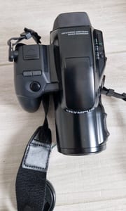 Olympus iS-1000 Kompaktkamera mit Tasche und Anleitung – Bild 4 von 6
