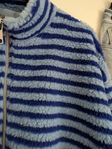 Damen kuschelige Teddyfleece-Jacke Streifen, blau , 38/40 – Größe L – Bild 3 von 3