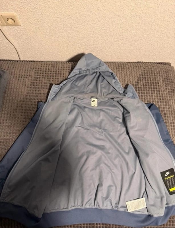 Herren Windbreaker Jacke mit Kapuze – Blau und Gelb – Größe M – Bild 3 von 7