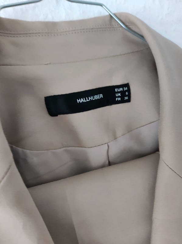 Damen Hosenanzug in Beige – Blazer und Hose – Größe 34 – Bild 3 von 7