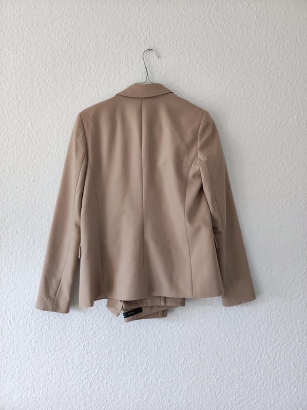 Damen Hosenanzug in Beige – Blazer und Hose – Größe 34 – Bild 4 von 7